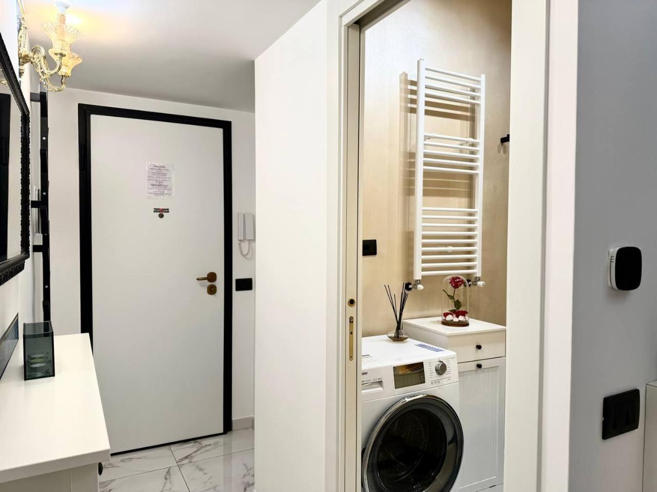 Apartment Change S House, Few Stops From St Peter S *